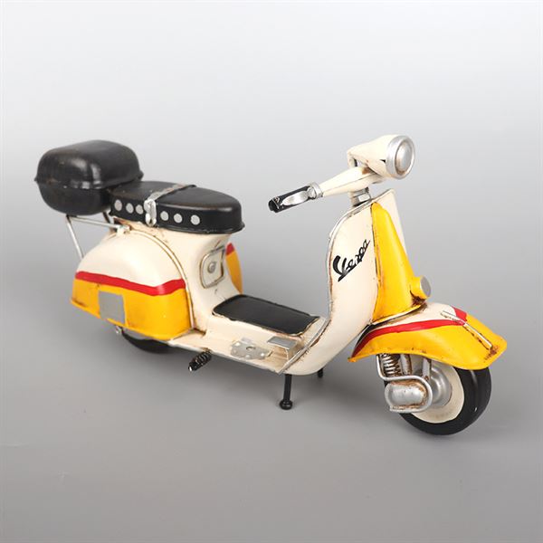 Old Scooter model home decorations furnishings DCG030