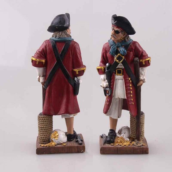 Captain Pirate Nautical Figurine to decorate home and office Statue 