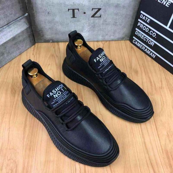 Men sport comfortable soft faux leather sneakers